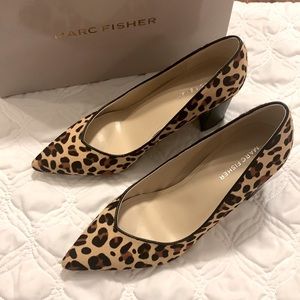 Marc Fisher medium he natural pony hair leopard